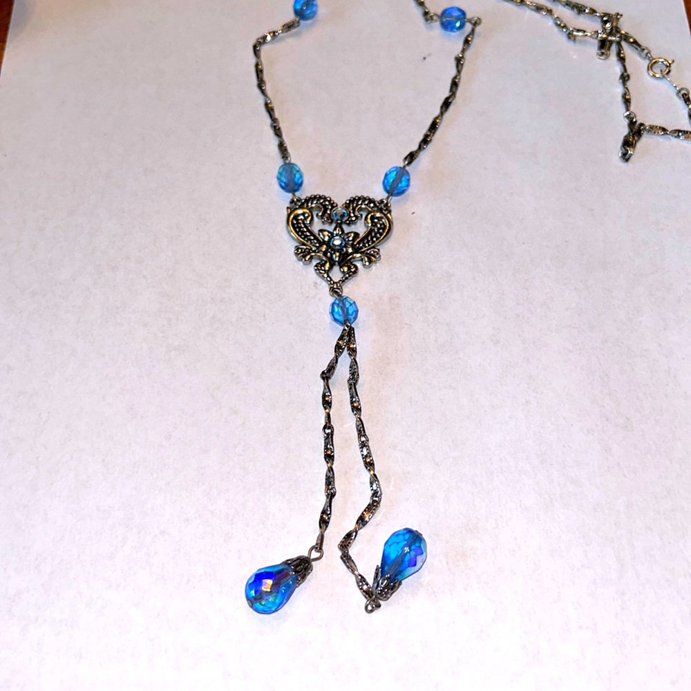 Y-Station Tassel Beads